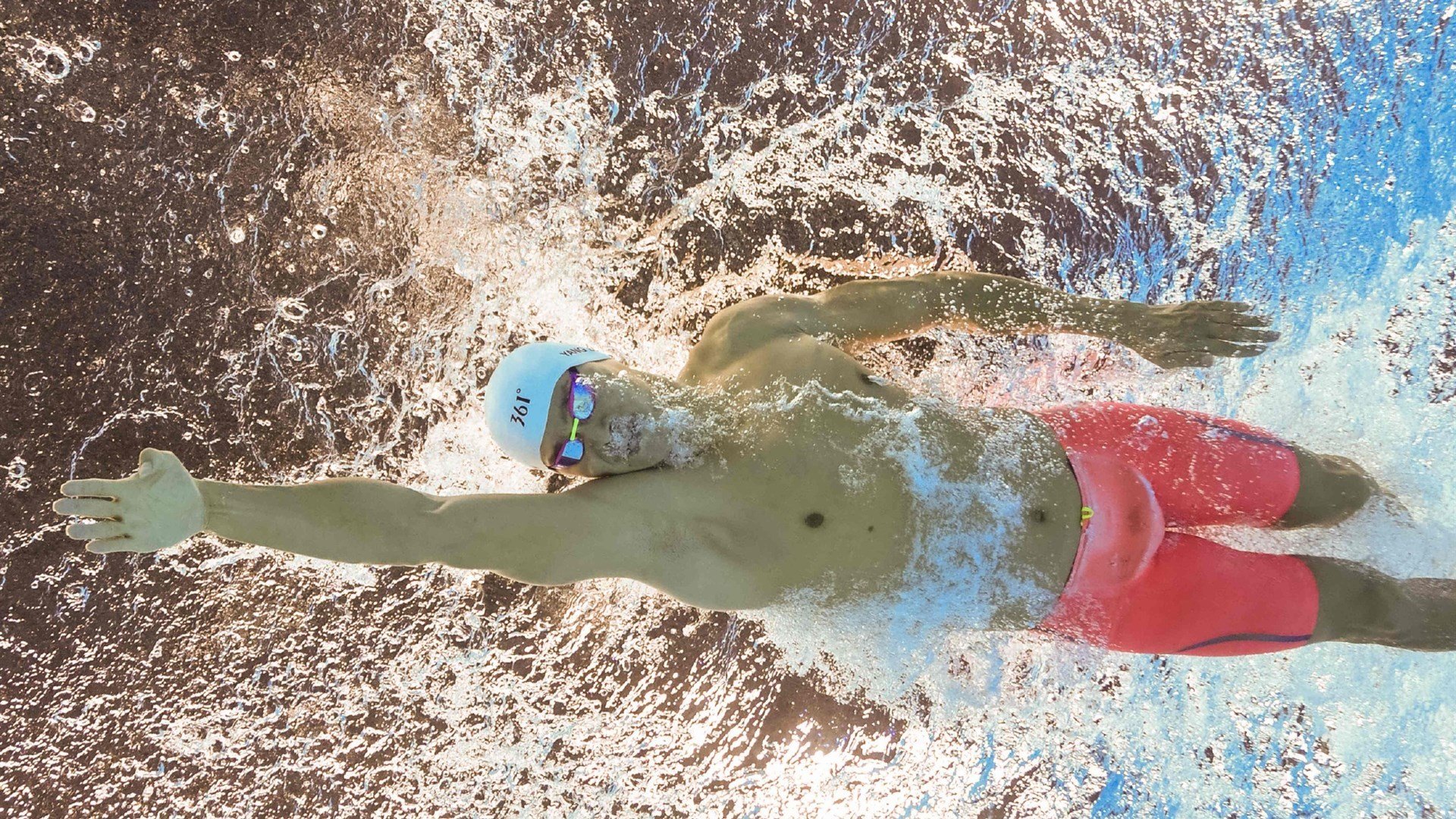 东契奇：要是我和里夫斯能投进那些球，本场早就能突破150分，东契奇what foul